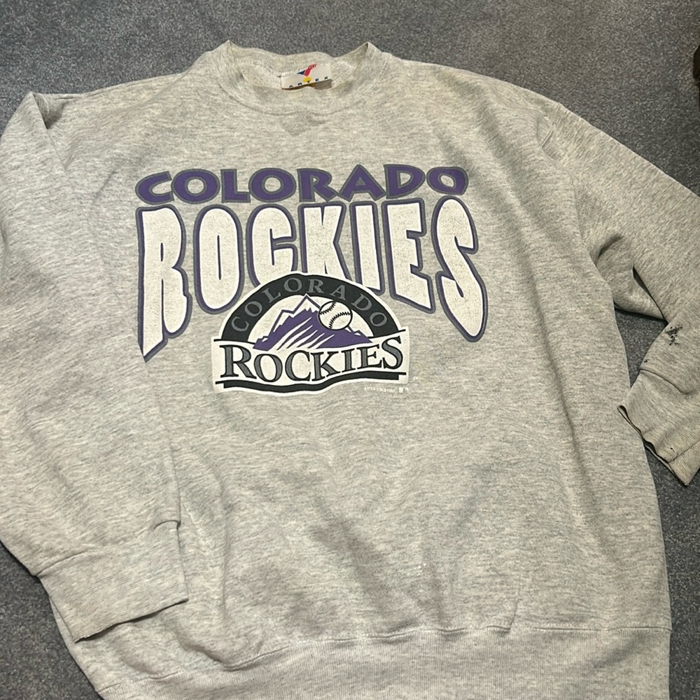 Vintage Colorado Rockies sweatshirt